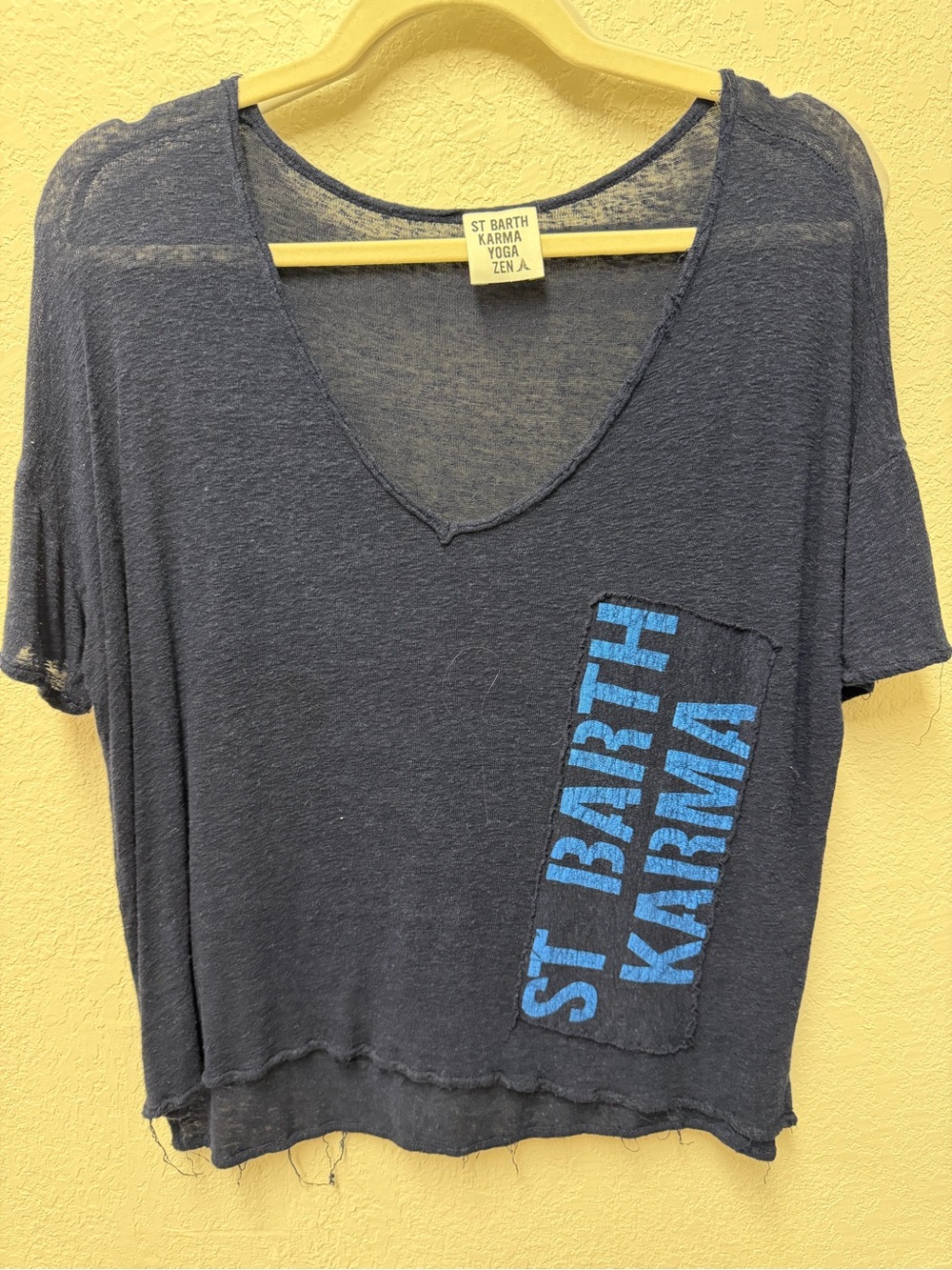 Women's Navy Cropped V-Neck Graphic Tee